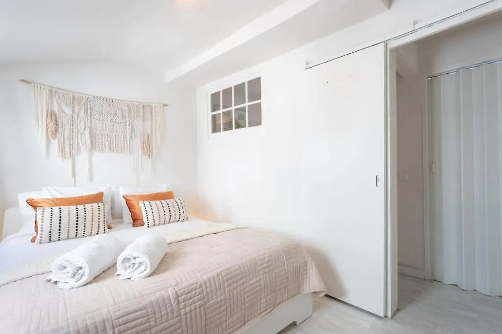 The White Suite Principe Real Лиссабон